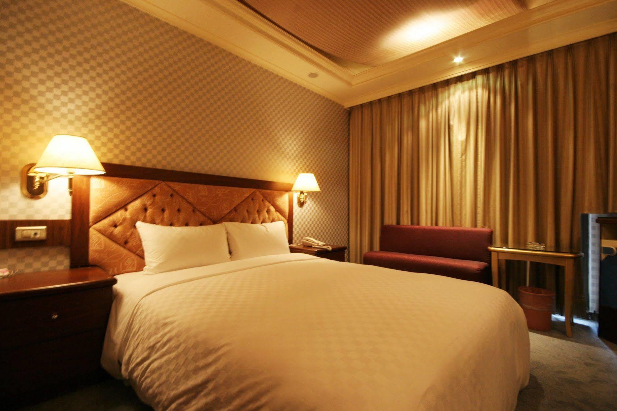 Good Life Hotel - Chunlai Taipei Exterior foto